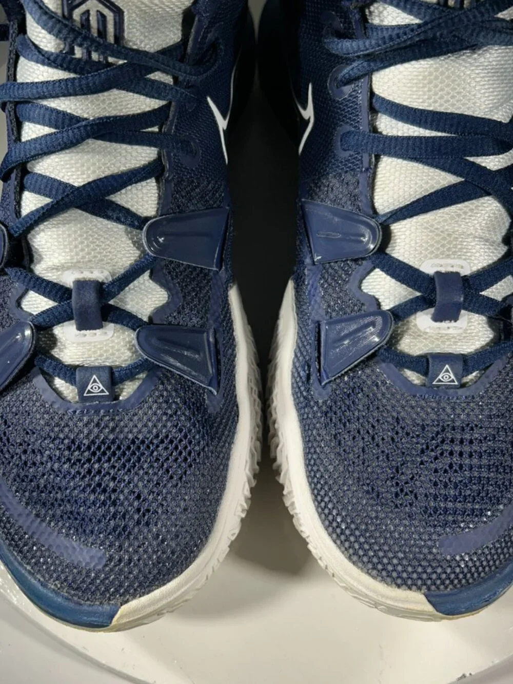 Nike Kyrie 7 TB Boys Mens Basketball Shoes Size 8.5 Blue Sneakers Mid DA7767-402